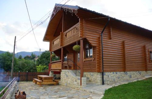 Yaremche Ski Chalet | Eco Sadyba Familia