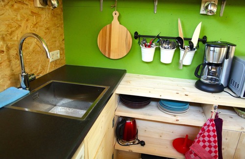 Enumatil Cabin | Ecolodge (4-person) on the Groninger Land, near the cozy town of Groningen