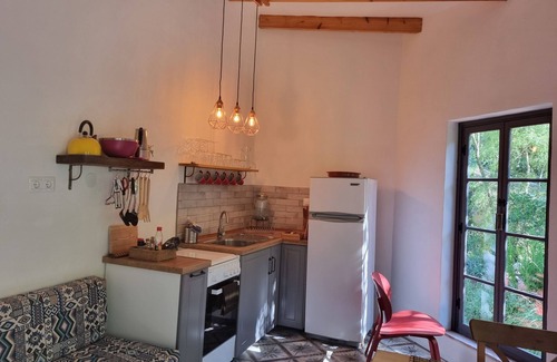 Setenil de las Bodegas House | Ecological and sustainable, idyllic river valley - family house for 5