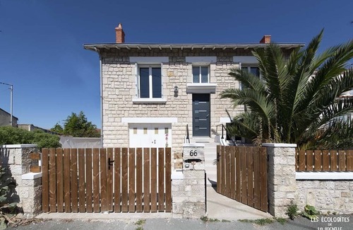 La Rochelle Apartment | 💚 EcoloGite 💚 Large zen garden 💚 Free parking 💚 Duplex with mezzanine