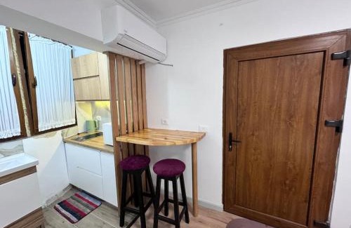 Tirana Apartment | EcoLuxe Home Studio 2