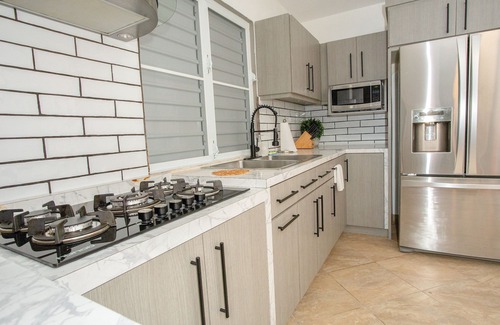 Monte Grande Apartment | EcoMar Rentals Full House