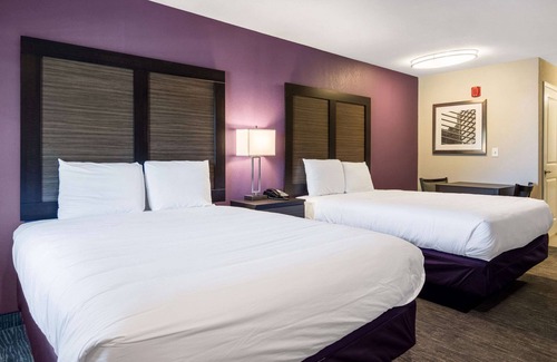 North Little Rock Hotel | Econo Lodge Inn & Suites North Little Rock near Riverfront