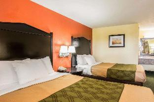 Blountville Cabin | Econo Lodge Kingsport East