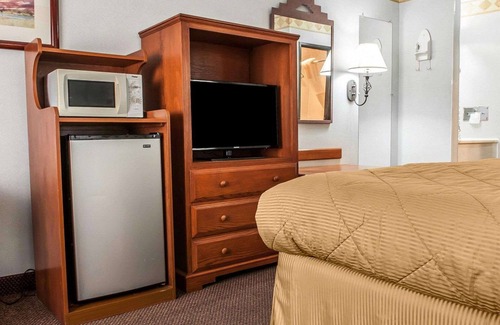 Mesilla Park Hotel | Econo Lodge Las Cruces University Area