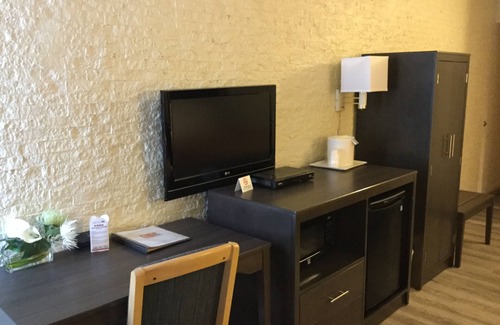 East Falls Church Hotel | Econo Lodge Metro