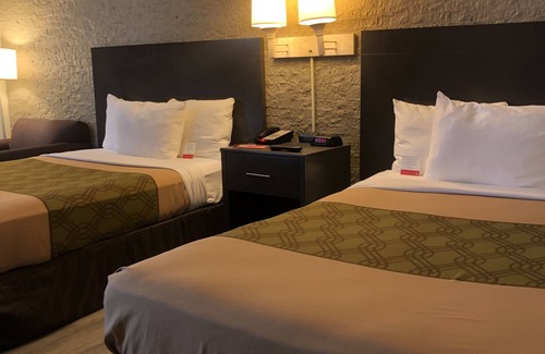 East Falls Church Hotel | Econo Lodge Metro