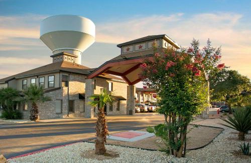 West San Antonio Hotel | Econo Lodge Near Lackland Air Force Base-SeaWorld