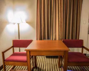Bay VIew Addition Cabin | Econo Lodge Panama City St Andrews