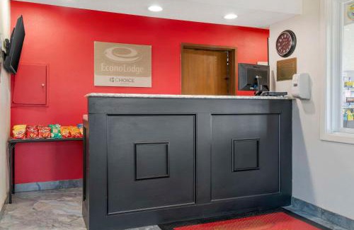 Traverse City Cabin | Econo Lodge Traverse City South