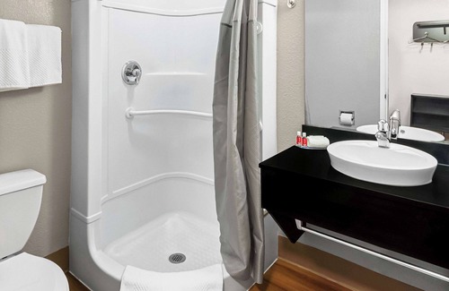 Idaho Falls Hotel | Econo Lodge