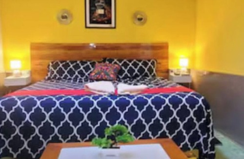 Barrio de Santiago Bed & Breakfast | Economic Clean double size bed in Downtown Mérida.