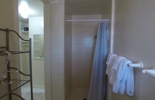 Haight-Ashbury Apartment | Economical One Bedroom in Great Location