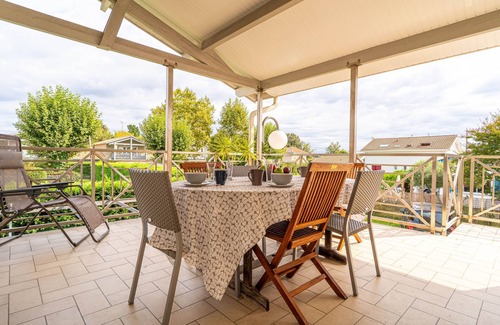 La Teste-de-Buch Apartment | Ecrin Marin - apt terrasse, bassin d'arcachon