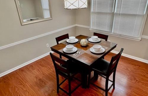 Stone Mountain House | Ecstatic Town Home In Stone Mountain