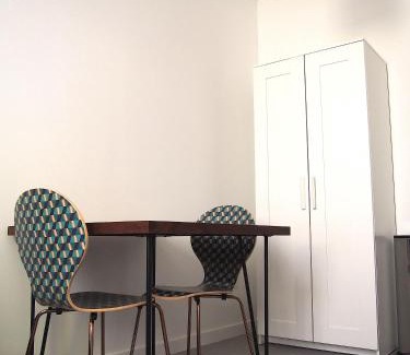 Ecusson Apartment | Ecusson Saint Roch - Magnifique studio au calme