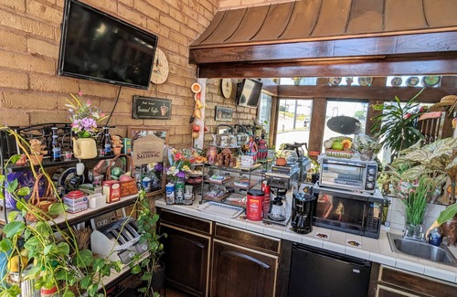 New Braunfels Hotel | Edelweiss Inn And Suites
