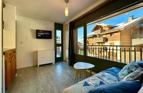 Les Carroz-d'Araches Apartment | Edelweiss Résidence plein centre de la station rez de chaussée 50 m des navettes gratuites belle terrasse et grand parking privé en sous sol
