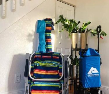Lauderdale-by-the-Sea Apartment | Eden by the Sea: Just steps to the beach
