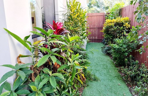Redland Bay House | Eden, Elegance by the Bay
