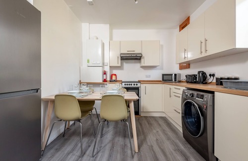 Kincaple Apartment | Eden Mill Residence - sleeps 4 guests in 2 bedrooms