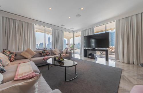 Downtown Dubai Apartment | EDEN'S Homes & Villas - FIVE Palm Residences Penthouses
