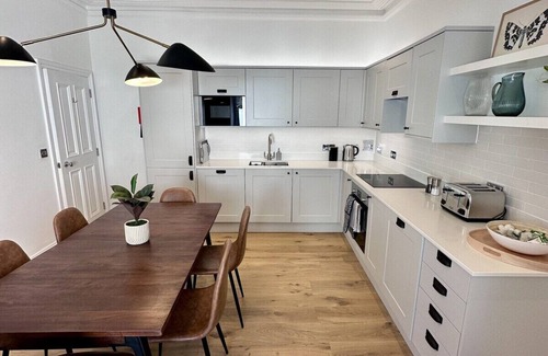 Plymouth Apartment | Edenhurst By Pureserviced