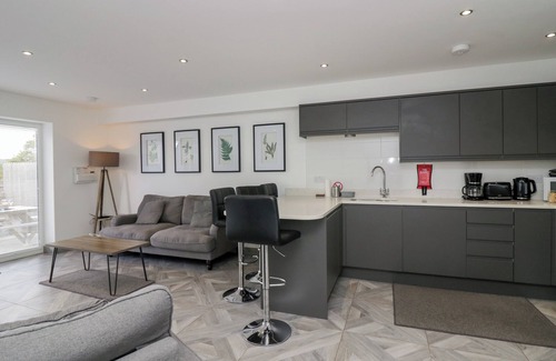 Grange-over-Sands Cottage | EDGEMERE RETREAT, pet friendly, with a garden in Cartmel