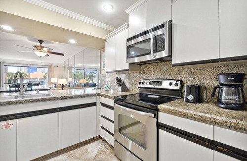 Panama City Beach Villa | Edgewater Beach Resort! 11 pools and gulf front hot tubs!