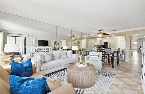 Panama City Beach Villa | Edgewater Beach Resort! 11 pools and gulf front hot tubs!