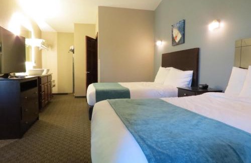Put-in-Bay Hotel | Edgewater Hotel and Suites
