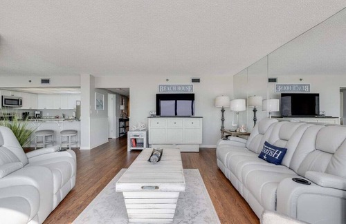 Panama City Beach Condo | Edgewater T3 #802 - 2 BR 2 BA