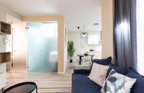 Almeria Centro Apartment | Edificio Almería Gold - City & Sea by Renthas