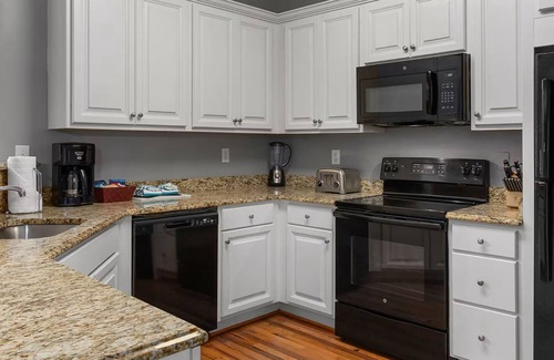 Summerwind Villas House | Edisto 4 BR House W/Resort Amenities and beach access