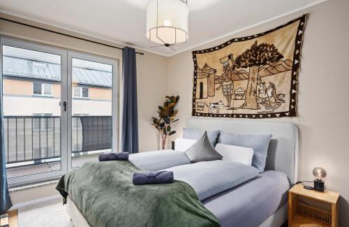 Zwickau Apartment | EDLER WOHNRAUM Schwanenteich-Penthouse mit Garage, Grill, Kaffeevollautomat, Klima, Lift & Terrasse