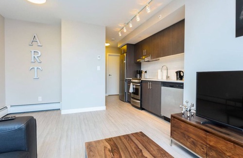 Downtown Edmonton Apartment | Edmonton - Hendrix 1B
