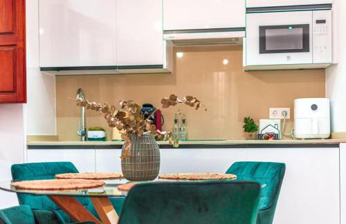 Encarnacion-Regina Apartment | EDomus Las Setas Boutique