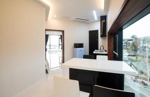 Jungmun House | EDorage Pension