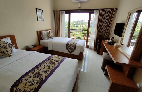 Abiansemal House | Edotel Greenland Hotel