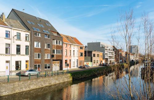 Muinkparkwijk Apartment | Edville Studio