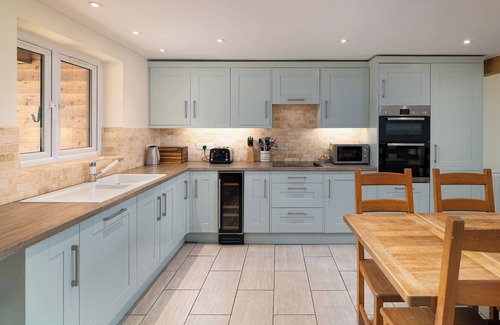 Petersfield Cottage | Edward's Cottage - Beautiful Family Property in Rural Hampshire