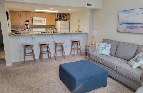 Summerwind Villas House | Egret’s Pointe Townhouse Sleeps 9 Amenities & POOLS included. GOLF CART