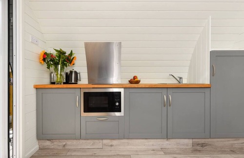 Abersoch Ski Chalet | Egryn Pod in the beautiful Abersoch