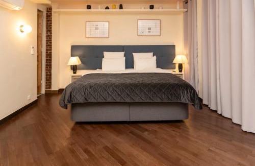 16th Arrondissement Apartment | Eiffel-Tower, Deluxe Suite Passy