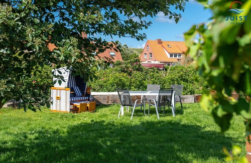 Loog Apartment | Ein Wunderschöner Nordseeurlaub in Strandnähe ist Ihnen Hier Garantiert!