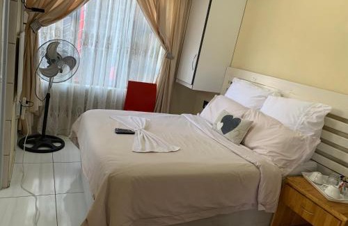 Vanderbijlpark Bed & Breakfast | Ekaya Palace Guest House