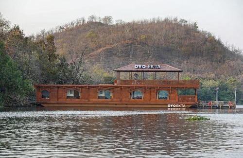 Rajpipla Boat Rental | Ekta Houseboat Statue Of Unity Kevadia