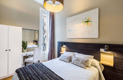 Sant Pere House | El Born Guest House by Casa Consell