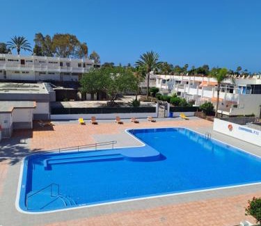Arona Apartment | EL CHAPARRAL Studio-appartement with fantastic pool- view and STRONG WIFI