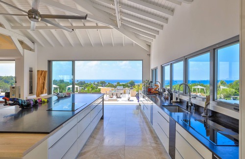 Les Terres Basses Villa | El Grande Azure 5BR in Terres Basses by Personal Villas - Breathtaking Paradise